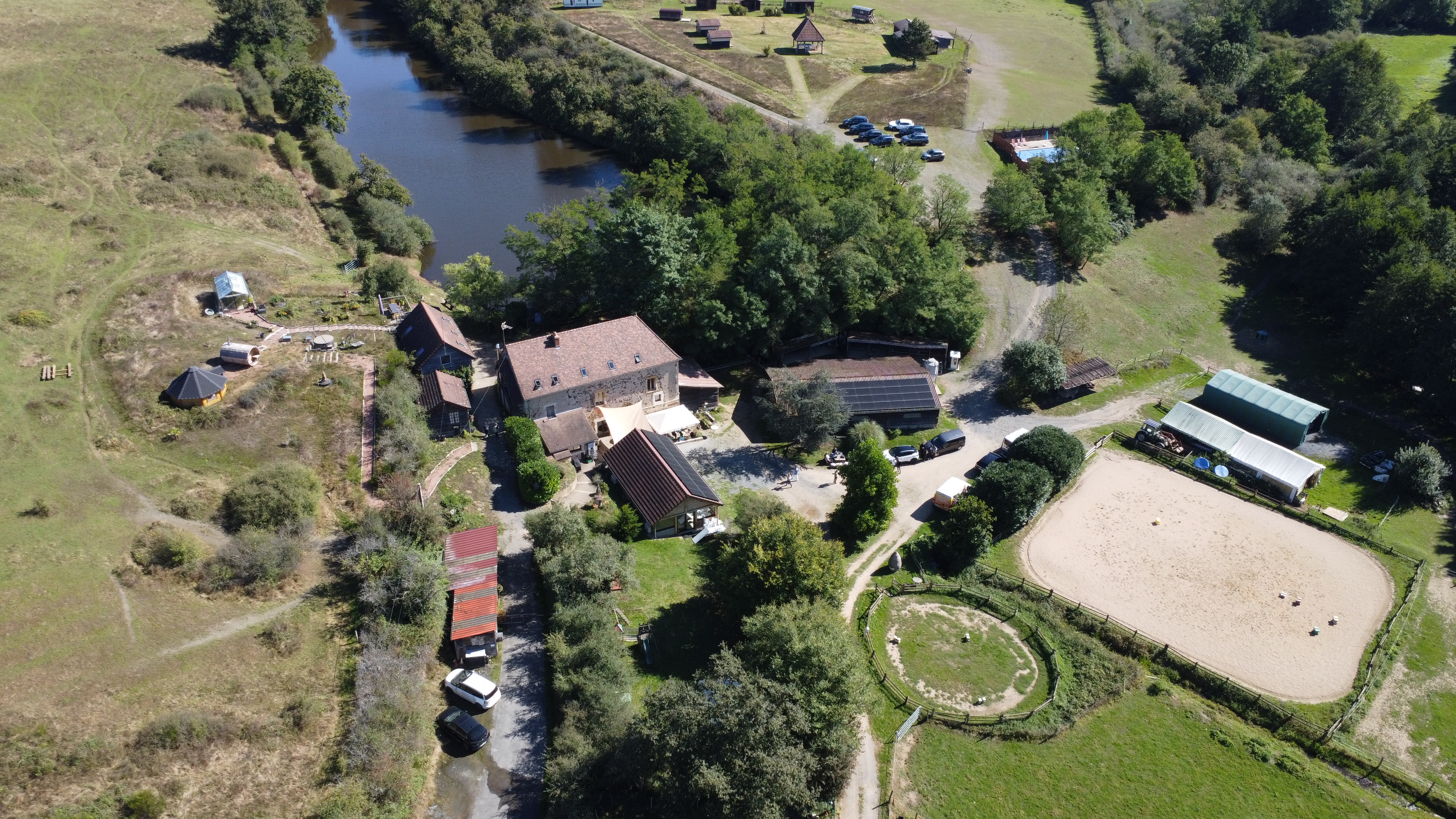 Photo du carousel de la page d'accueil montrant le Moulin du Roy